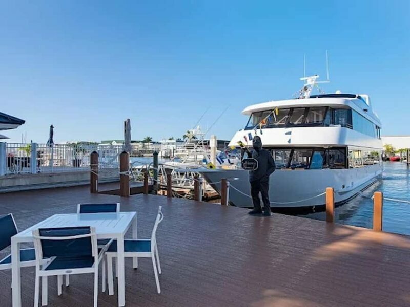Naples: Sightseeing and Dining Cruises - Key Points