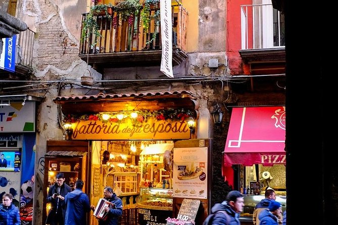 Naples Small Group Walking Tour: Unveiling Legends and History - Engaging Commentary and Insights