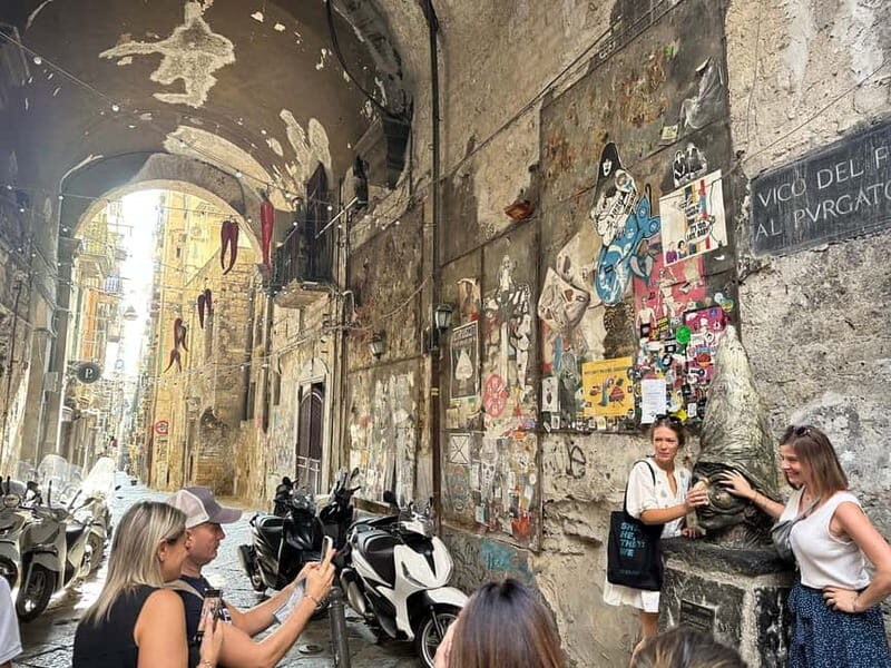 Naples: Street Food, Facts and Sightseeing Walking Tour - What to Expect on Your Tour