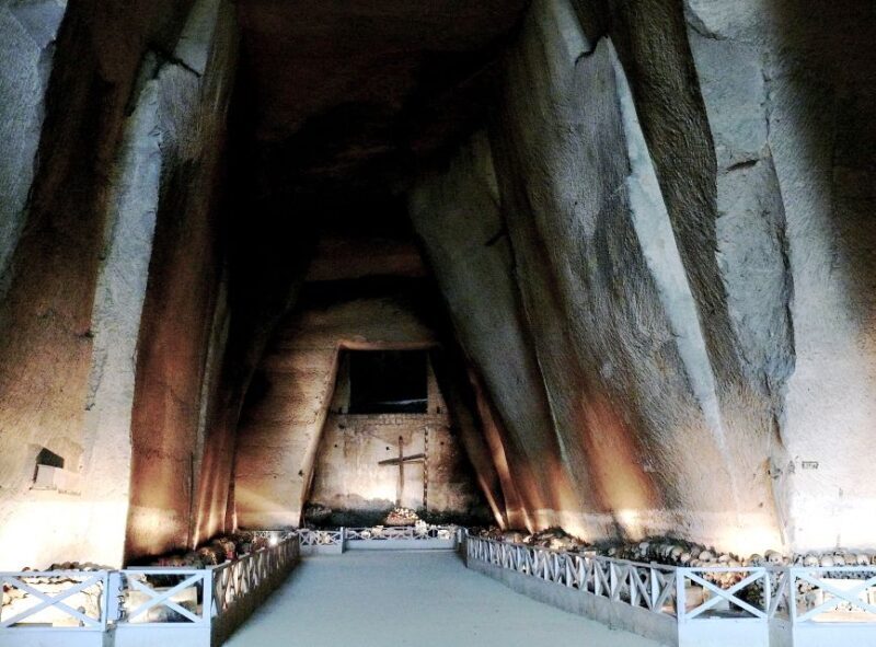 Naples: The Holy Mile 3-Hour Guided Tour - Since Your Asked