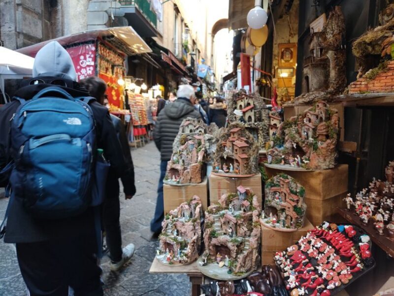 Naples: the Magic of Christmas and Nativity Scenes - Experiencing the Local Culture and Traditions