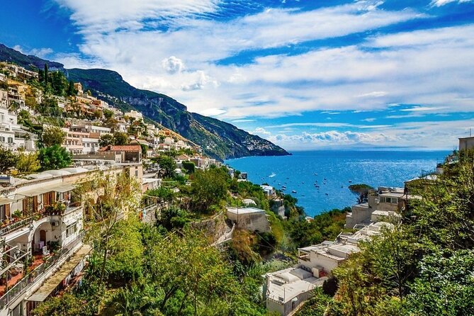 Naples to Sorrento With Pompeii Guided Tour or Vice Versa - Accessibility and Capacity