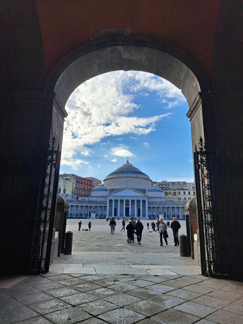 Naples Tour: Monuments, Street Art and Food Experience - Cultural Experience