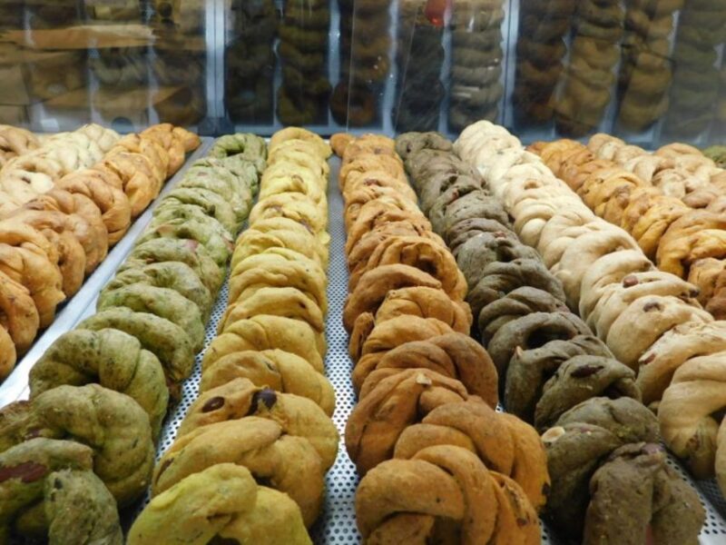 Naples: Traditional Food Walking Tour With Tastings - Local Guides