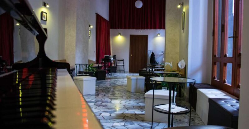 Naples: Traditional Neapolitan Music Concert - Booking Information