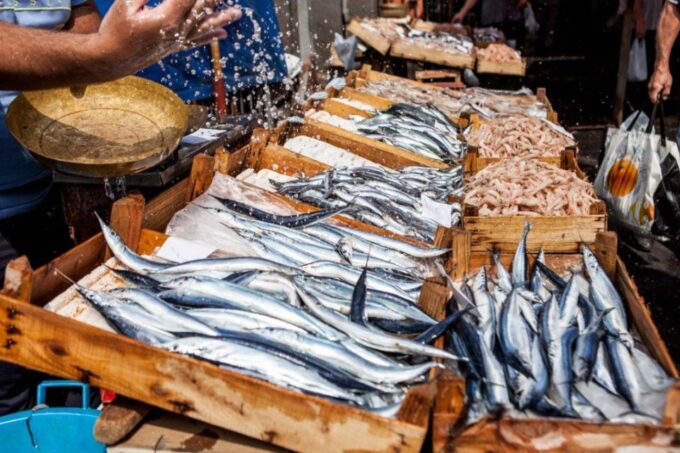 Naples: Underground Naples Tour and Street Food - Taste Traditional Neapolitan Flavors
