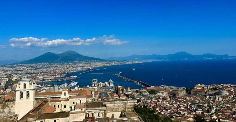 Naples: Walk to Naples With Local Guide - Experience and Learning Opportunities
