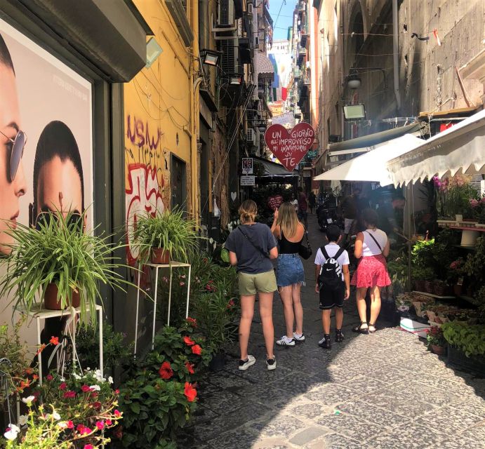 Naples Wine Tour With Sommelier - Exploring Napoli Old Town