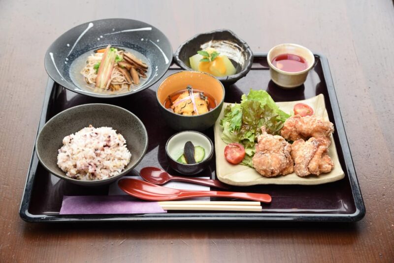 Nara: Guided Horyuji Temple Tour With Lunch and Calligraphy - Exploring the Worlds Oldest Wooden Building