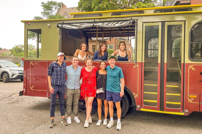 Narrated Scenic Trolley Tour in Minneapolis, Minnesota - Knowledgeable and Engaging Tour Guides