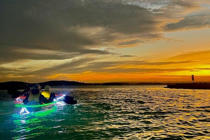 Naru Beach Night Kayak Tour - FAQ