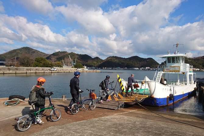 Naruto Seaside BROMPTON Slow Cycling Tour - Meeting and Pickup