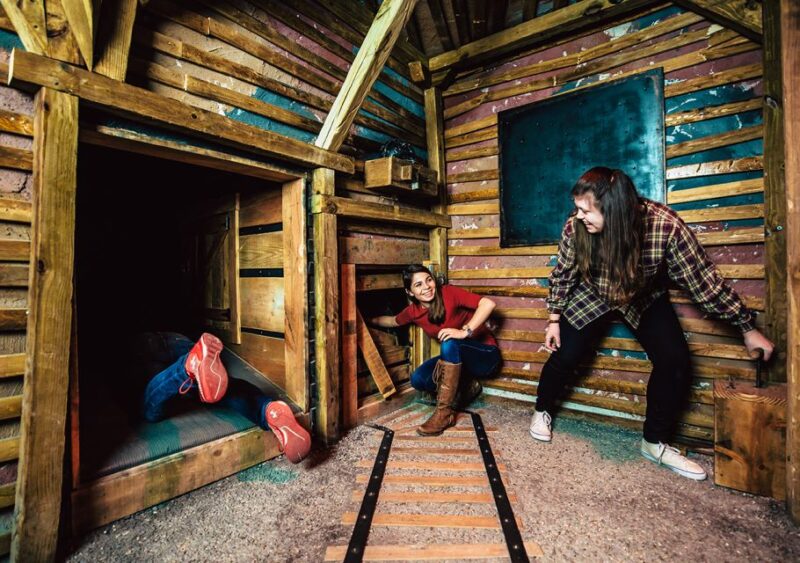Nashville: 1-Hour Escape Room Adventure in Opry Mills - Immersive Worlds