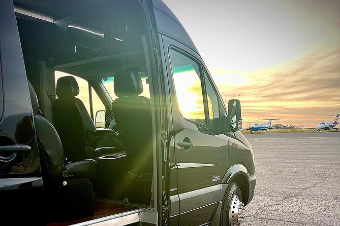 Nashville Airport Private Transportation for 6-13 Passengers - Pickup and Drop-off Options