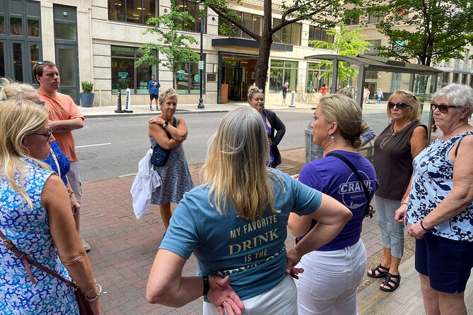 Nashville Drinkers & Thinkers Pub Crawl - What to Expect on the Tour