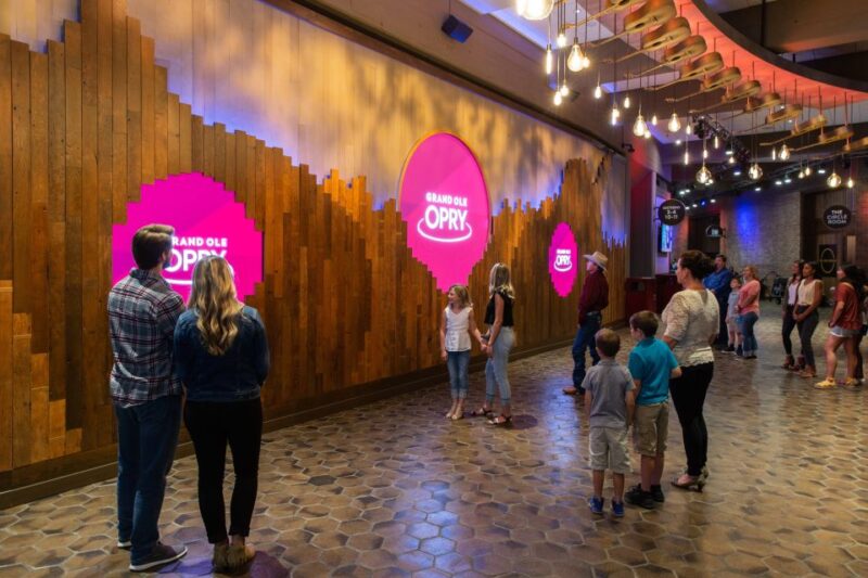 Nashville: Grand Ole Opry Backstage Tour - Tour Details and Accessibility