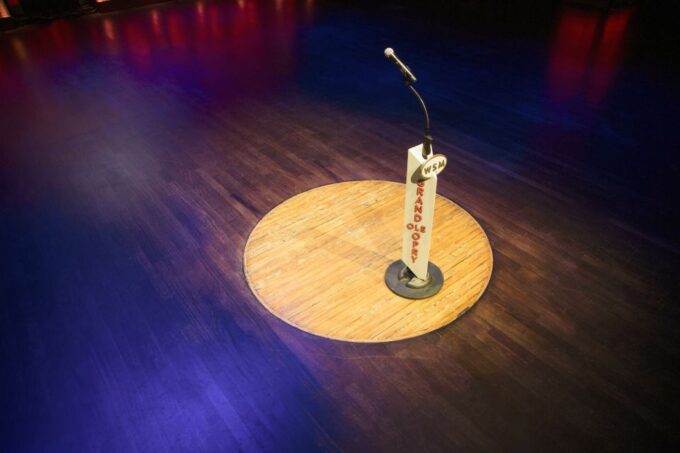Nashville: Grand Ole Opry Show Ticket - Prohibited Items and Guidelines