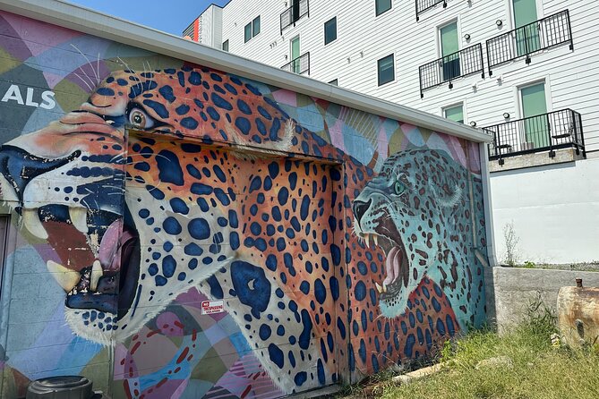 Nashville Private Mural Bus Tour With Pickup - Comfortable Transportation Amenities