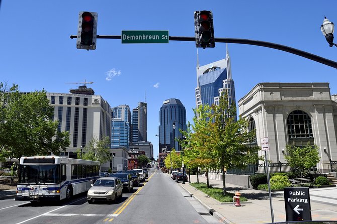 Nashville Rhythms: A Stroll Through Music and History - Standout Sights and Captivating Stories