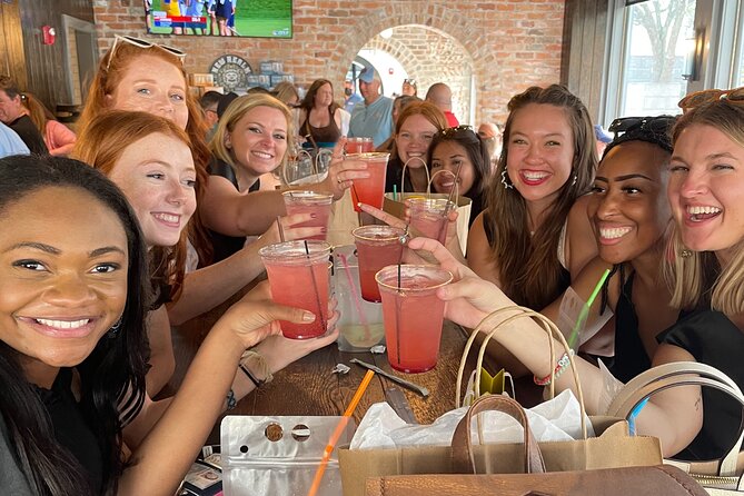 Nashville Sip & Shop Walking Tour With Cocktail, Wine, and Fries - Key Points