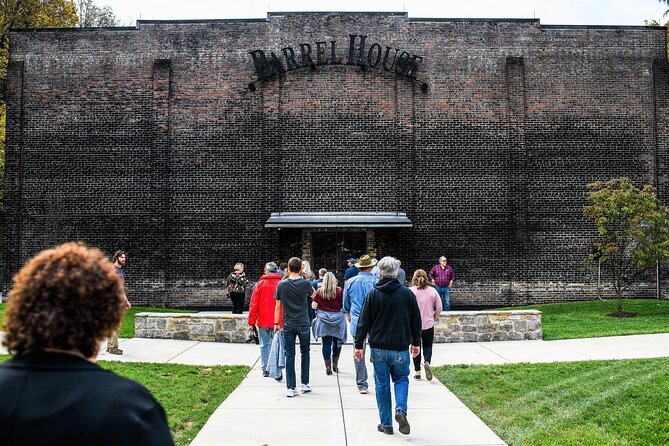 Nashville to Jack Daniels Distillery Bus Tour & Whiskey Tastings - Just The Basics