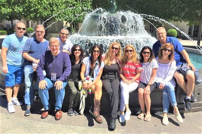 Nashvilles Famous Footsteps Guided Walking Tour - Meeting and Pickup Details