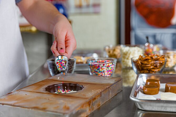Nashvilles Goo Goo Chocolate Tasting & Candy Making Class - Savor the Original Goo Goo Cluster