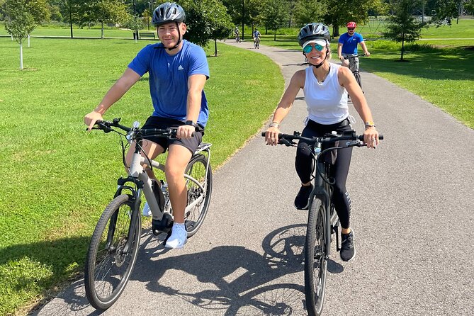 Nashvilles Hidden Gems Electric Bicycle Sightseeing Tour - Weather and Minimum Travelers
