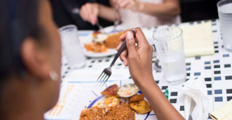 Nassau: Bites and Sites Food and Cultural Walking Tour - Experience Highlights