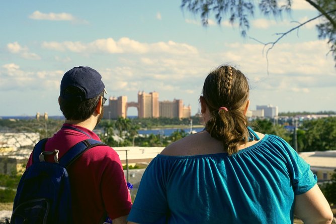 Nassau Historical Walking Tour - Informative Nature and Iconic Sites