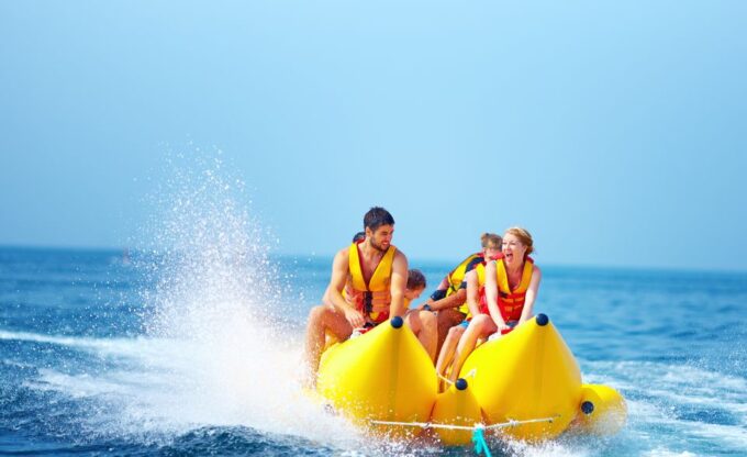 Nassau: Jet Ski Ride, Parasailing & Banana Boat Tour - Beach Stop
