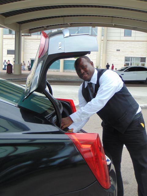 Nassau: One-Way Private Airport to Hotel Transfer Service - Customer Feedback