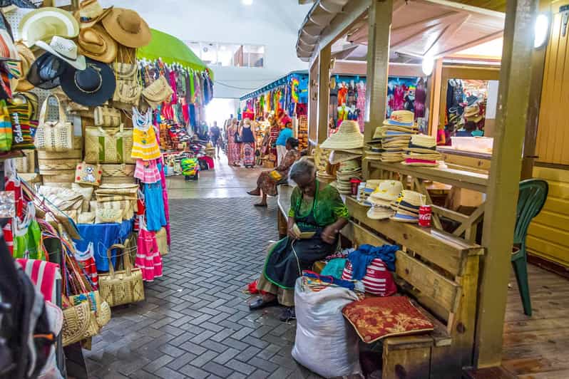 Nassau: Private Historical and National Heritage Car Tour - Itinerary Highlights