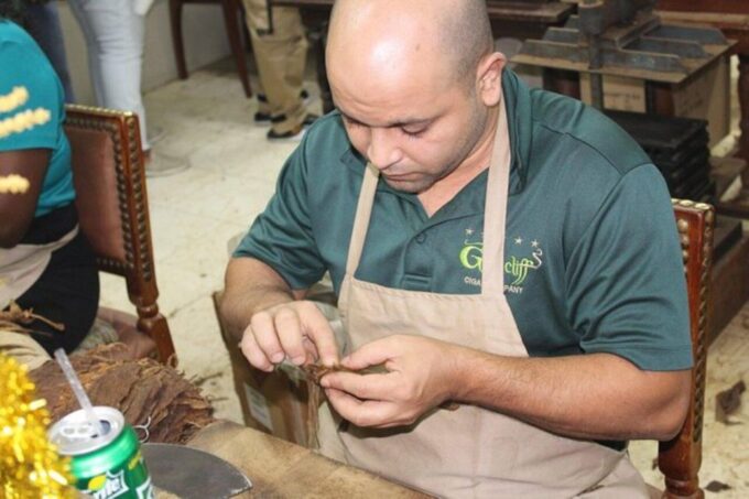 Nassau: Private Rum Reggae and Rhythms Tour - John Watlings Distillery