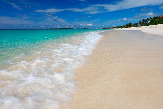 Nassau Shore Excursion: Sightseeing and Snorkeling Tour - Sightseeing Attractions