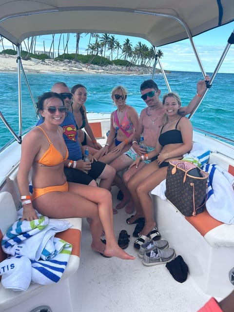Nassau: Swim With the Pigs,Snorkeling, Rose Island Tour, Lux - Key Points