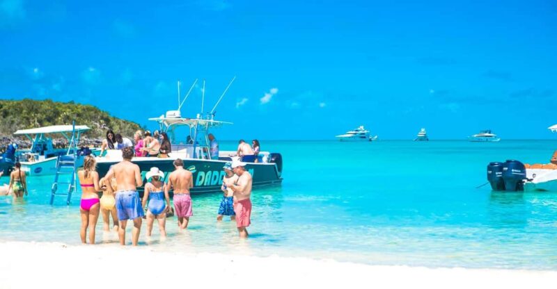 Nassau: Swimming Pigs & Snorkeling Boat Tour With Drinks - Itinerary Details