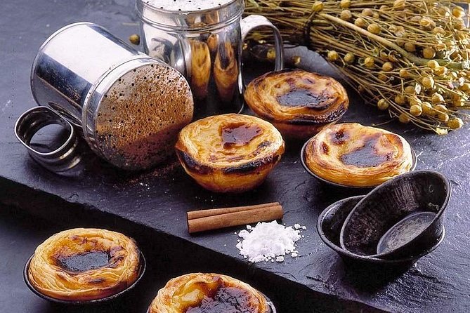 Nata Cake in Lisbon Tuk Tour - Memorable and Delightful Tour Highlights