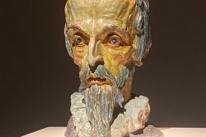 National Art Museum of Catalonia Skip The Line Tickets - Getting to the Museum