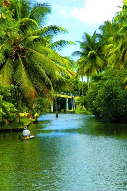 Nature Beauty, Backwater of Kerala Tour (05 Nights/06 Days) - Flexible Booking