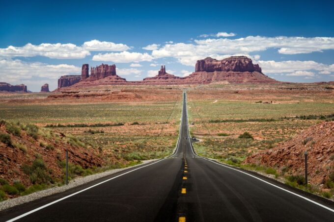 Navajo Tribal Park Monument Valley Self-Guided Driving Tour - Exploring the Valley