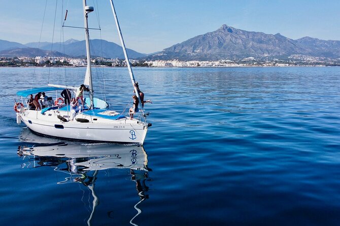 Navigation: Private Sailboat Marbella Banús. Dolphin Search - Booking and Cancellation