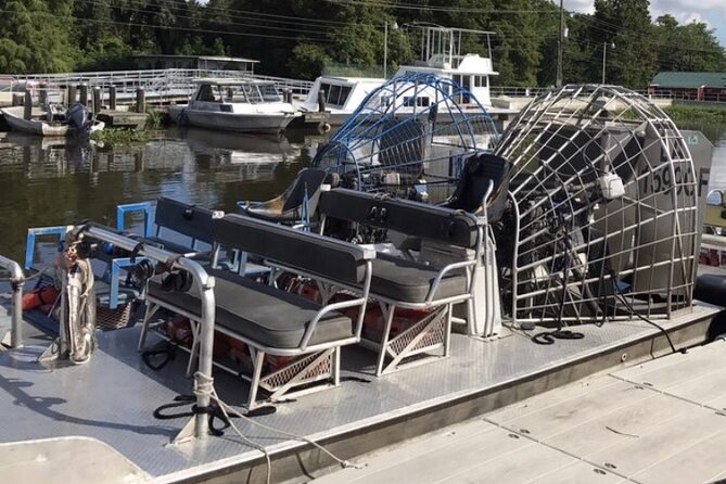 Nawlins Luxury: Large Airboat Swamp Tour With Transportation - Key Points