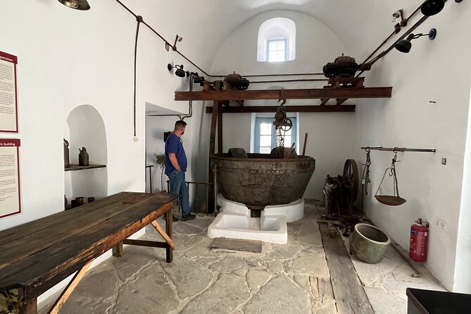 Naxos: Cultural Treasures & Local Life Guided Tour - Learning About Olive Oil