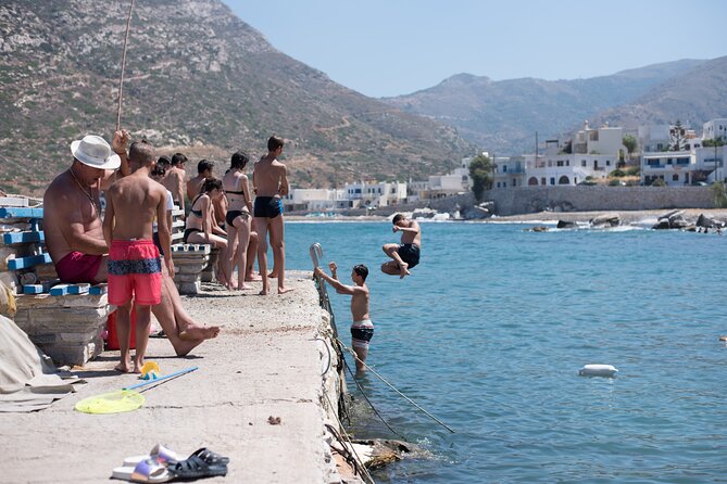 Naxos Highlights Bus Tour With Free Time for Lunch at Apeiranthos - Maximum of 49 Travelers