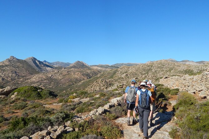 Naxos: Inland Hike-Villages, Kouroi Statues, Apano Kastro - Stunning Landscapes