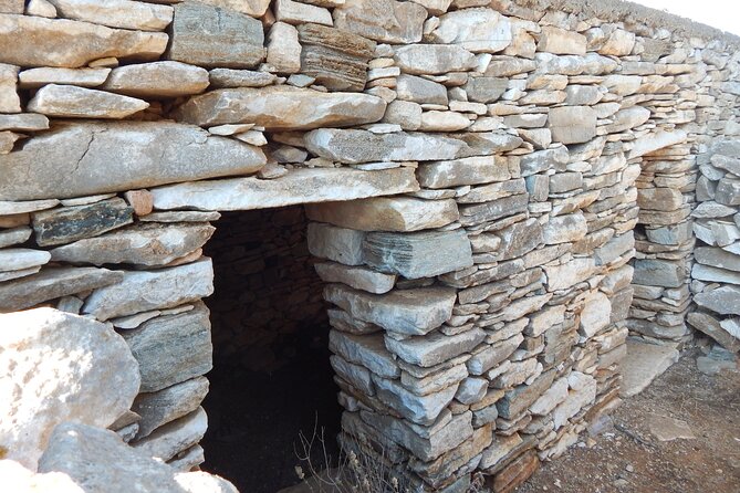 Naxos: Inland Hike-Villages, Kouroi Statues, Apano Kastro - Cultural Immersion