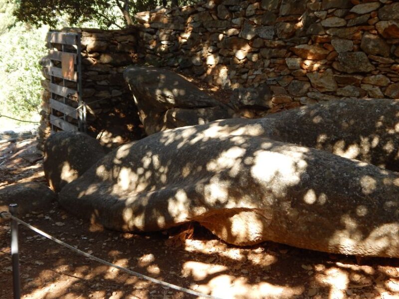 Naxos: Inland Hike - Villages, Kouroi Statues, Apano Kastro - Venturing to Apano Kastro Ruins