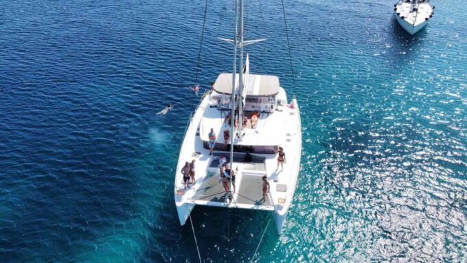 Naxos: Naxos Catamaran Sailing Cruise With Lunch and Drinks - Vessel and Crew Details