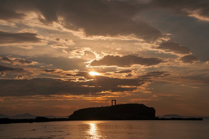 Naxos Old Town, Castle & Portara Sunset Tour (Certified Guide) - Cancellation Policy